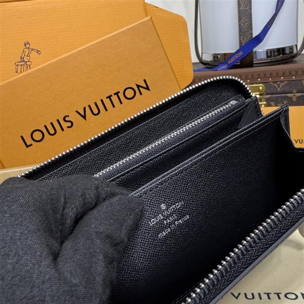 2026122105452629 600